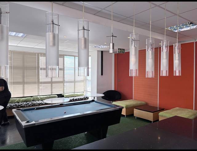 983M² OFFICE FOR SALE IN FOURWAYS